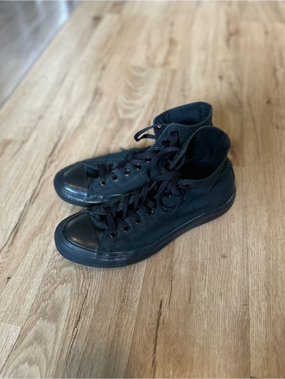 Men's Black High-Top Converse